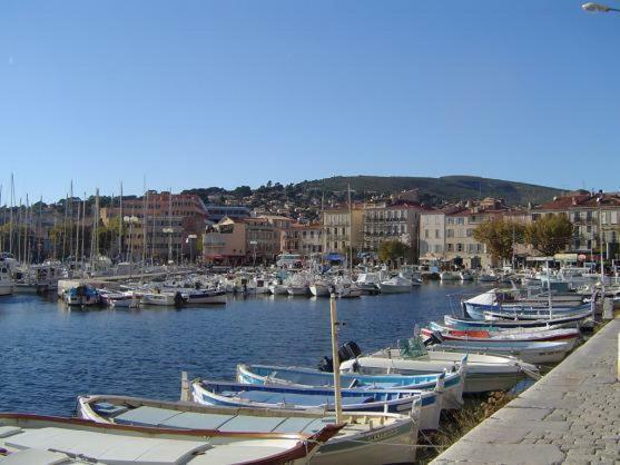 Appart. 4 Pers A 6 Kms De Cassis Avec Acces Piscine Рокфор-ла-Бедуль Экстерьер фото