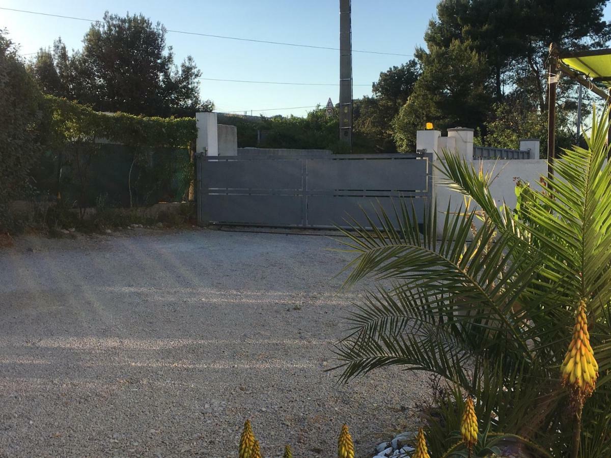 Appart. 4 Pers A 6 Kms De Cassis Avec Acces Piscine Рокфор-ла-Бедуль Экстерьер фото